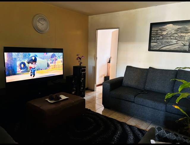 3 BEDROOM APARTMENT FOR SALE IN SUNNYSIDE